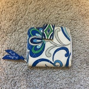 Vera Bradley: Wallet